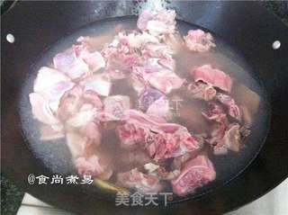 砂锅炖羊肉的做法步骤:5