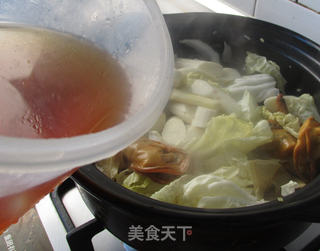 金蚝鲜味砂锅煲的做法步骤:11