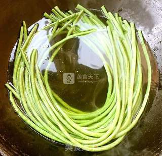 豇豆镶嵌珍珠丸的做法步骤:2