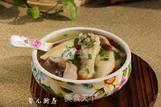 猪肚竹笋炖鸡的做法步骤:15