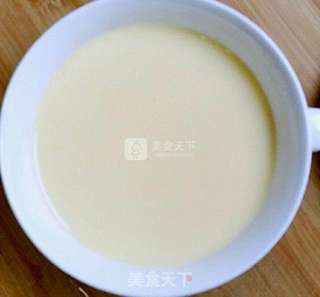 香甜牛奶蛋羹的做法步骤:7