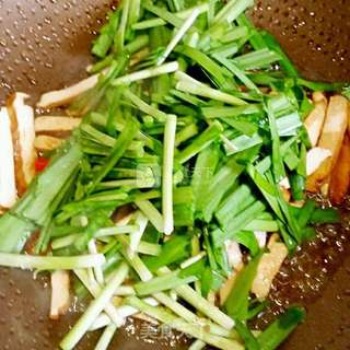韭菜炒香干的做法步骤:8