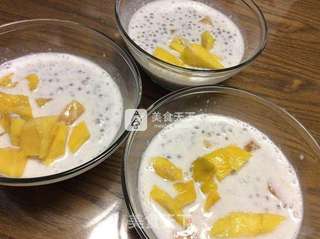 蓝莓椰浆西米露by:普蓝高科蓝莓美食特约撰稿人的做法步骤:11
