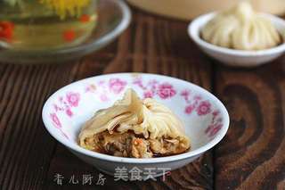 蟹粉小笼包的做法步骤:20
