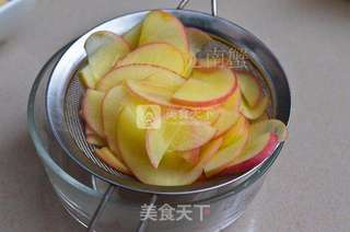 玫瑰苹果卷的做法步骤:4