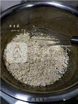 【自制能量条】燕麦脆的做法步骤:2