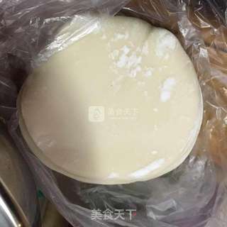 饺子皮的美丽变身—小笼包的做法步骤：5