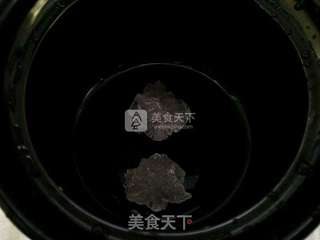 冰糖炖提子的做法步骤:5