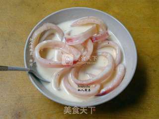 香脆鱿鱼圈的做法步骤:2