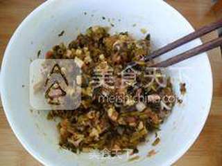 雪菜肉末包的做法步骤：7