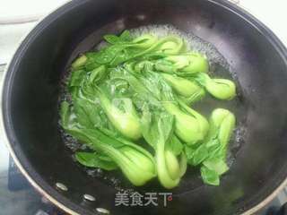香菇扒油菜的做法步骤：3