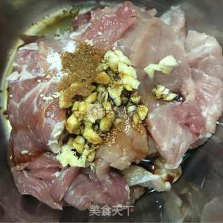 炸酥肉的做法步骤:3