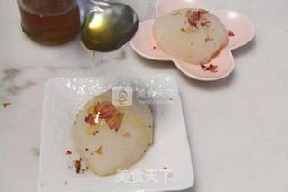 止咳润肺良药——蜂蜜冰糖炖雪梨的做法步骤:4