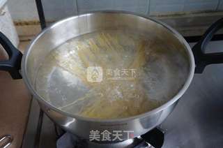 【冬季养生】菠菜奶油意面的做法步骤:4