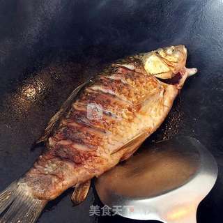 鲫鱼萝卜豆腐汤的做法步骤:6