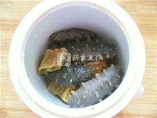 花胶炖海参的做法步骤:7