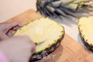 菠萝炒饭的做法步骤:2