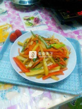 双椒炒土豆条的做法步骤:11