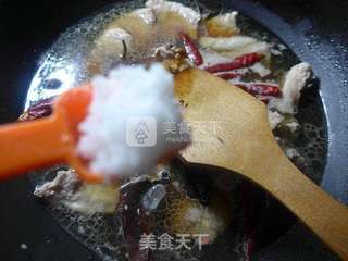黑木耳烧大排的做法步骤：8