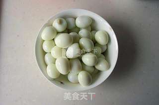 墨鱼干鹌鹑蛋红烧肉的做法步骤：9