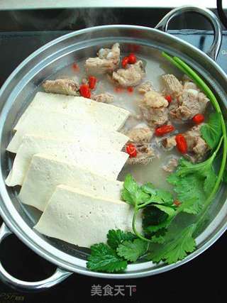 浓香骨汤豆腐火锅的做法步骤:6