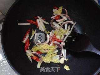 面食来袭-鱼露鱿鱼空心面的做法步骤:10