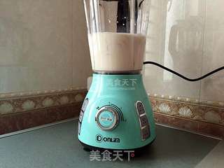 香蕉牛奶的做法步骤:4