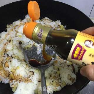 土豆香菇猪油焖饭的做法步骤:6