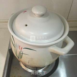 红枣枸杞大骨汤的做法步骤:5