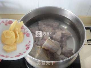 山药炖猪骨汤的做法步骤:6