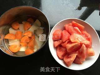 西红柿土豆牛腩煲的做法步骤:5