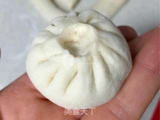 白菜牛肉生煎包的做法步骤:16