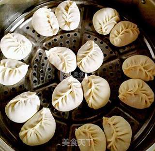 大馅蒸饺的做法步骤:11