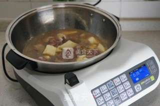 冬笋焖腊鸭的做法步骤:6