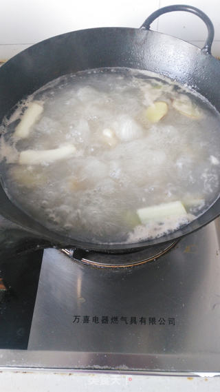 海带黄豆猪蹄汤的做法步骤:6
