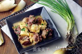 冬笋焖腊鸭的做法步骤:9