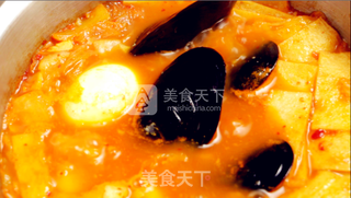 速食炒年糕锅的做法步骤：3