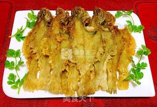 酥炸偏口鱼的做法步骤:19