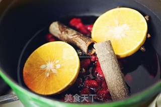 冬季热饮 覆盆子热红酒的做法步骤:4