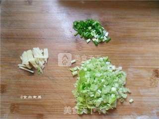 金线鱼浓汤的做法步骤:3