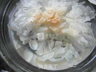 紫薯银耳羹的做法步骤：2