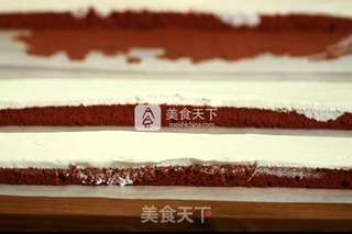 德普烤箱食谱——红丝绒漩涡蛋糕的做法步骤:11