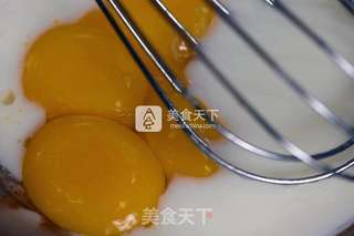 德普烤箱食谱——红丝绒漩涡蛋糕的做法步骤:3