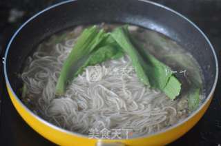 榨菜肉丝面的做法步骤:10