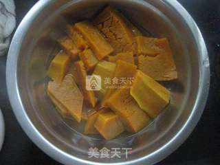 金银元宝饺的做法步骤:4