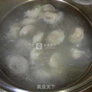 巧烧冰冻馄饨的做法步骤:6