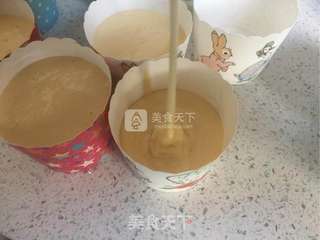圣诞奶油纸杯蛋糕的做法步骤:7