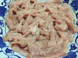 京酱肉丝的做法步骤:2