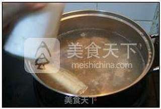 腔骨莲藕汤的做法步骤:5