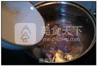 腔骨莲藕汤的做法步骤:2